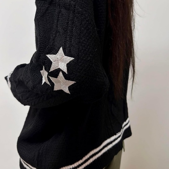 Black Star Patterned Women's Sweater - Picture 2 of 4